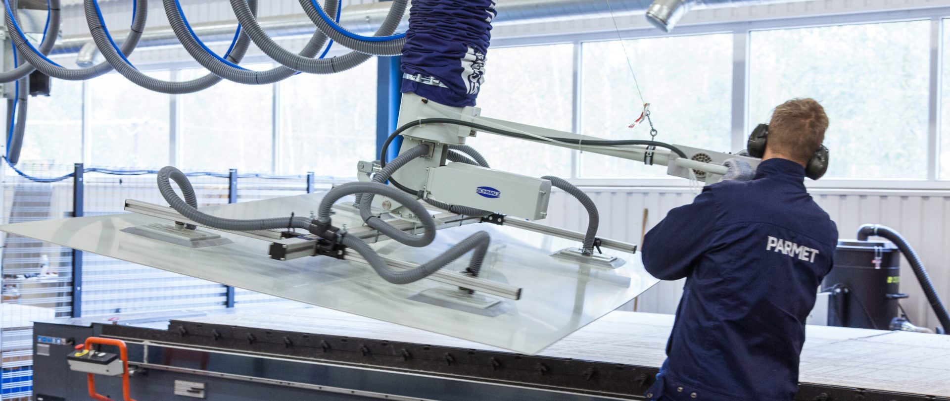 Parmet - lehtmetalli töötlemise tehas - teenuspilt