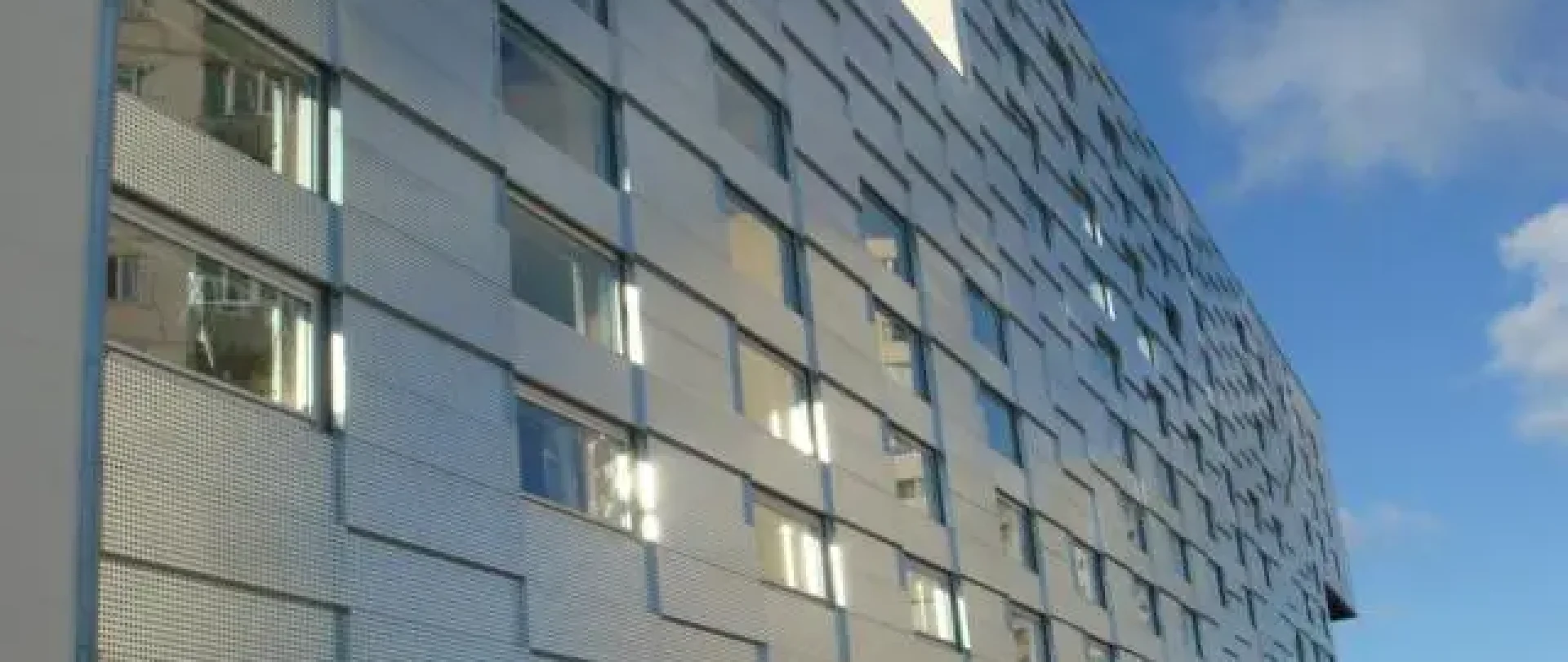 Parmet Haabersti Vabaajakeskus fassaad arhitektuurifoto