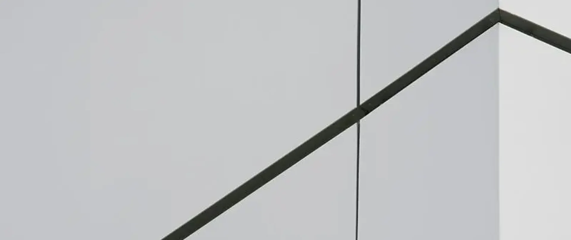 Parmet Honda Keskus fassaad arhitektuurifoto