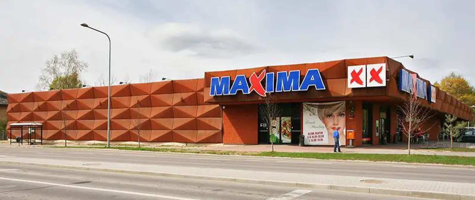 Parmet Maxima fassaad arhitektuurifoto